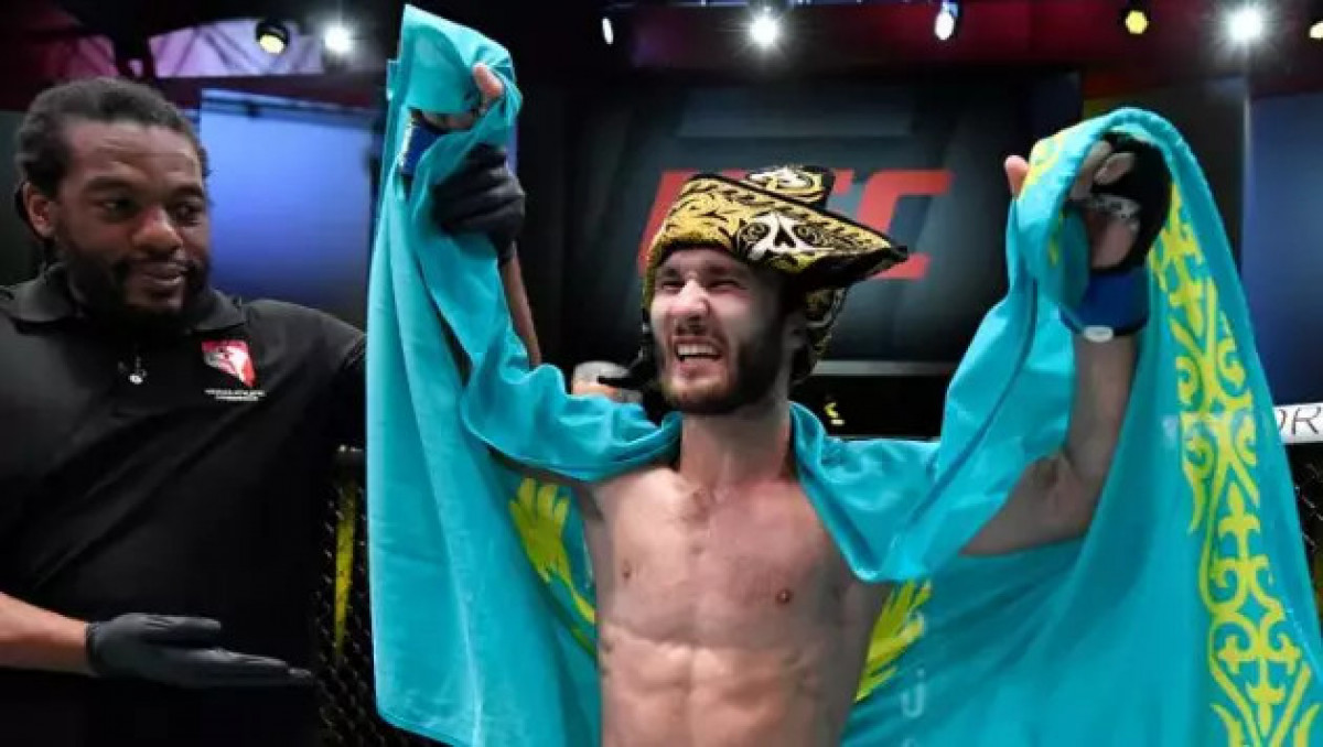 Сергей Морозов пен Дамир Исмағұлов UFC-дегі айқастары алдында қарсыластарымен көз арбасты